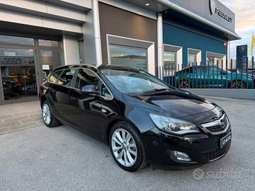 Opel Astra 1.7 CDTI 125CV Sports Tourer Cosmo DIST