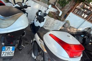 Scooter Honda SH150 KF08