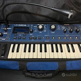 Novation MiniNova Synth con borsa GigBag