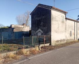 CASA SEMINDIPENDENTE A VESCOVANA