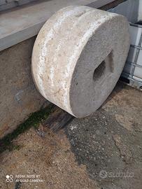 MACINA ORIGINALE in pietra antica della MAIELLA