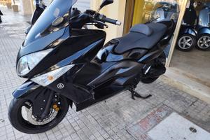 Yamaha T Max