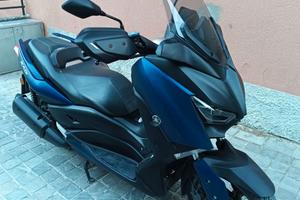 Yamah Xmax 300