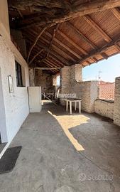 RUSTICO IN CENTRO A MASSINO VISCONTI