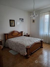 camera da letto completa