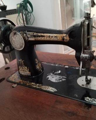 Singer primi 900