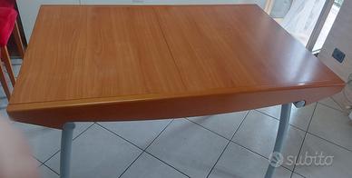 Tavolo a 6 posti 80x120 allungabile fino a 170