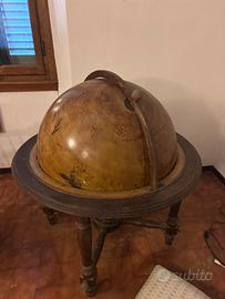 Mappamondo in legno
