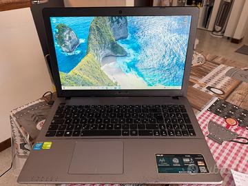 Notebook Asus F500