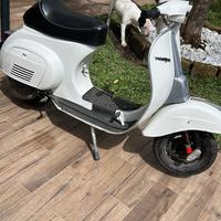 Vespa special 50