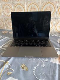 mac book pro 2017 con Touch Bar