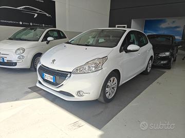 Peugeot 208 1.4 HDi 68 CV 5 porte Allure