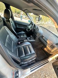 Sedili in pelle interni BMW E36 Touring del 1998
