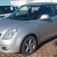 Suzuki SWIFT 1.3 4x4 5 porte