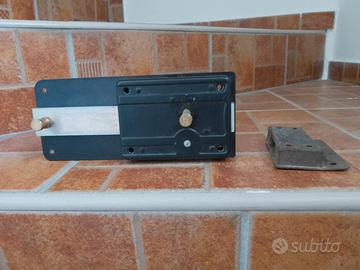 Serratura a chiave Welka