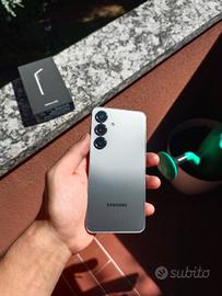 Samsung Galaxy S25 Silver (128GB) +Vetrino, cover