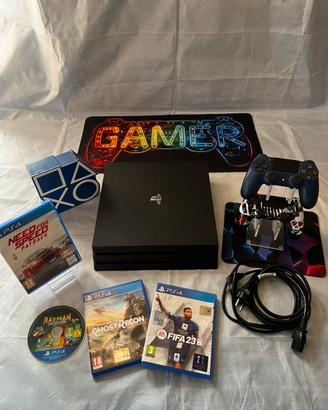 Ps4 Pro 1 Tb + giochi PlayStation 4