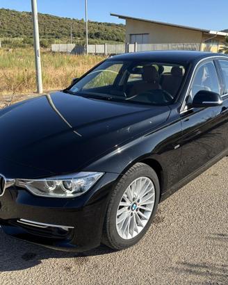 BMW 318b berlina