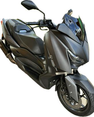 Maxi scooter Yamaha X-Max 300