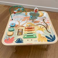 Tavolino multiattivita’ montessoriano