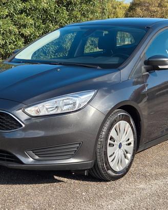 Ford Focus 1.6 120 CV GPL SW Titanium uni pro