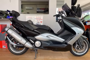 Yamaha T Max Tech /2011