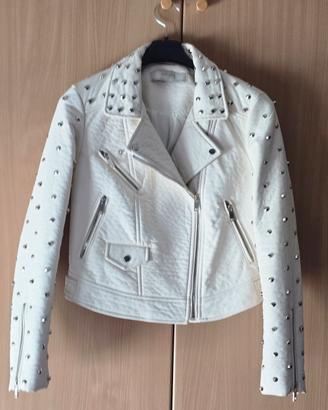 Giubbino Zara ecopelle bianca con borchie 