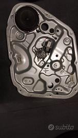 Alzavetro anteriore Kia Venga 