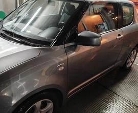 SUZUKI Swift (2005-2010) - 2095