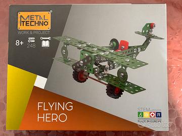 Metal Techno aereo biplano Flying Hero in metallo