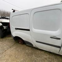 RENAULT KANGOO PER RICAMBI