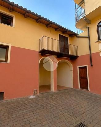 CASA SEMINDIPENDENTE A SAGLIANO MICCA