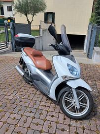 scooter marca Yamaka cilindrata 250 Km 25.00