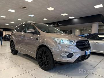 Kuga 2.0 TDCI 150 CV S&S 2WD Vignale