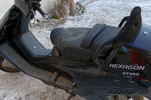 piaggio exagon