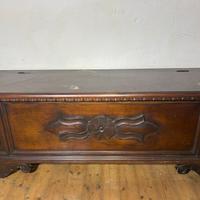 Cassapanca antica in legno massello stile classico