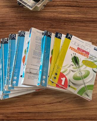 6 libri di obbiettivo competenze + 2 recupero