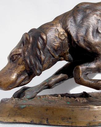Antico cane da caccia di bronzo – 33x10x17 cm