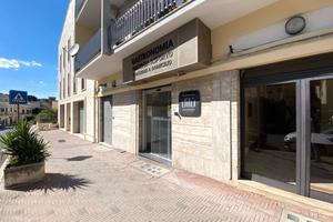 Vendita Locale Commerciale in Via Lucana