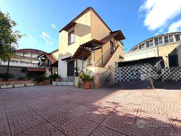 VILLA SINGOLA A NAPOLI