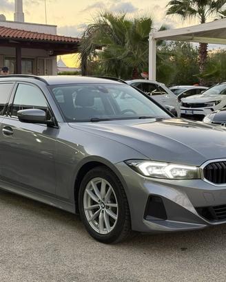 BMW 318d 48V Touring AUTO