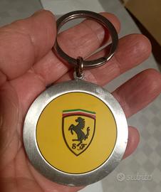 portachiavi FERRARI. NUOVO. 