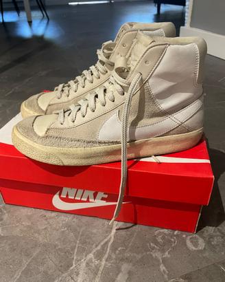 Nike blazer mid beige