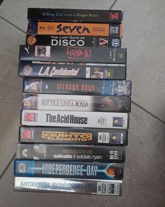 Lotto 12 VHS Film Vari – Collezione Cinema Cult