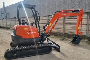 MiniEscavatore usato KUBOTA U35-3