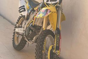 Suzuki rmz 250 4t