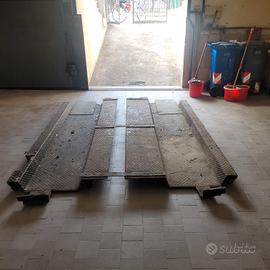 piattaforma per spostare auto