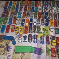 Lotto di 90 Hot Wheels 