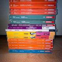 Libri scolastici per superiori