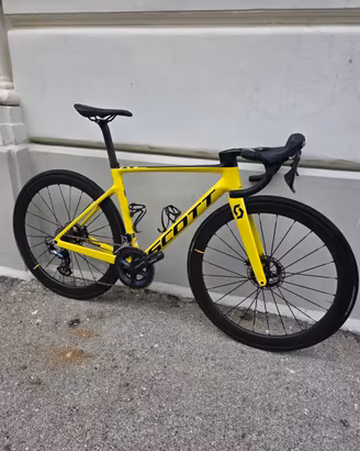 SCOTT ADDICT RC30